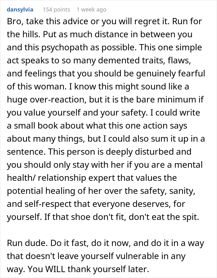 Alt text: Comment warning a guy horrified after witnessing his girlfriend spitting in his food, urging him to protect himself and run away. Alt text: Comment warning a guy horrified after witnessing his girlfriend spitting in his food, urging him to protect himself and run away.
