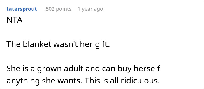 Reddit screenshot showing a comment about a heated blanket dispute, user says NTA and that it's not her gift. Reddit screenshot showing a comment about a heated blanket dispute, user says NTA and that it's not her gift.