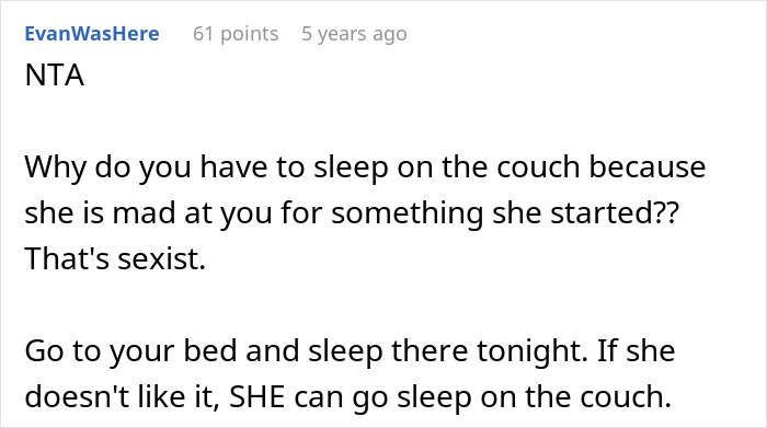Reddit comment reacting to guy embarrasses wife for not going along with her lie, telling him to sleep in bed Reddit comment reacting to guy embarrasses wife for not going along with her lie, telling him to sleep in bed