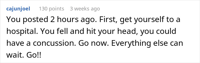 Screenshot of an online comment advising urgent hospital visit after head injury, reflecting trauma triggered during Christmas tradition. Screenshot of an online comment advising urgent hospital visit after head injury, reflecting trauma triggered during Christmas tradition.