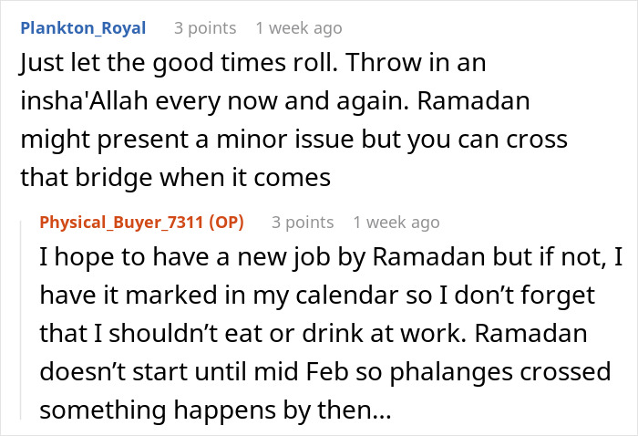 Online chat showing employee bullied by boss, nitpicked daily, then boss seeks friendship after learning employee ethnicity.