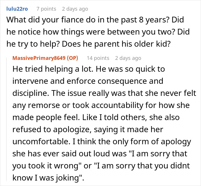 Online discussion text about a woman snapping and kicking her fiancé and stepdaughter out, not wanting them back. Online discussion text about a woman snapping and kicking her fiancé and stepdaughter out, not wanting them back.