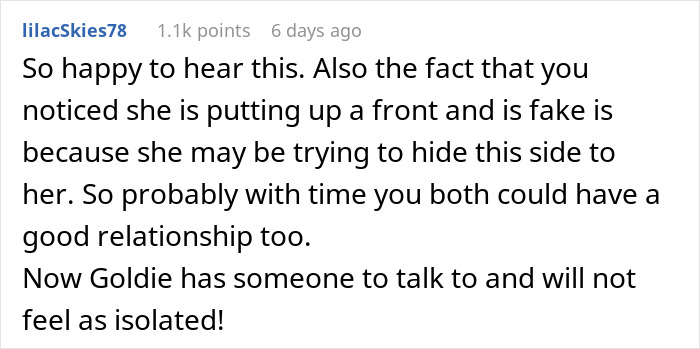Screenshot of a Reddit comment discussing uncovering a fiancée’s fabricated past using a simple Venmo search. Screenshot of a Reddit comment discussing uncovering a fiancée’s fabricated past using a simple Venmo search.