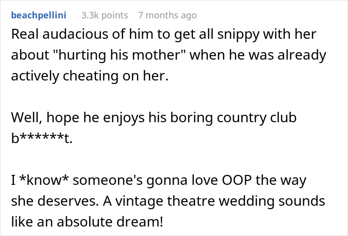 Screenshot of a Reddit comment discussing a woman snapping at her MIL over a manipulative gift controlling her life. Screenshot of a Reddit comment discussing a woman snapping at her MIL over a manipulative gift controlling her life.