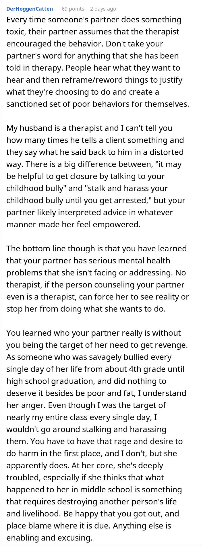 Screenshot of a detailed Reddit comment discussing fianc&eacute;e&rsquo;s obsession with her bully and related relationship issues.