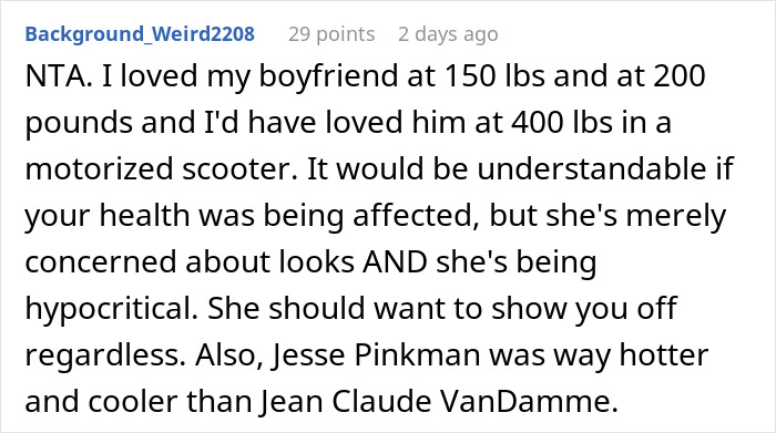 Screenshot of a Reddit comment discussing a woman demanding her swimmer boyfriend look like her friend’s partner.