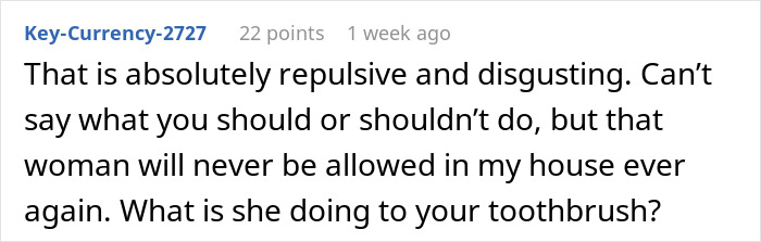 Screenshot of a forum comment expressing disgust over a girlfriend spitting in food and concerns about personal hygiene. Screenshot of a forum comment expressing disgust over a girlfriend spitting in food and concerns about personal hygiene.