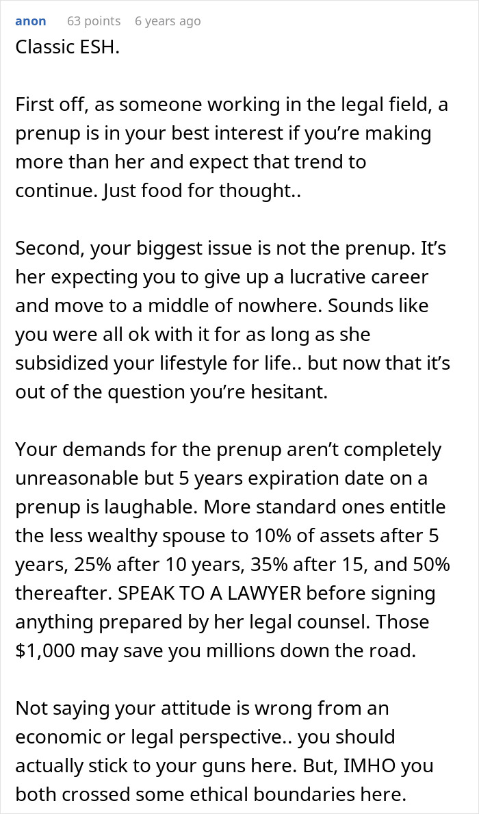 Screenshot of an online legal advice discussion about prenups and relationship issues in a text forum.