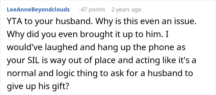Alt text: Screenshot of a comment criticizing a husband being asked to give up a romantic getaway, highlighting friend drama. Alt text: Screenshot of a comment criticizing a husband being asked to give up a romantic getaway, highlighting friend drama.
