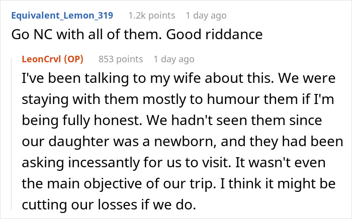 Screenshot of an online discussion expressing support for parents banning grandparents after spanking a 3-year-old. Screenshot of an online discussion expressing support for parents banning grandparents after spanking a 3-year-old.