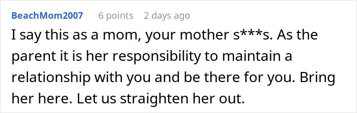 Screenshot of an online comment where a mom criticizes another mom for refusing to involve her daughter in her life after divorce. Screenshot of an online comment where a mom criticizes another mom for refusing to involve her daughter in her life after divorce.
