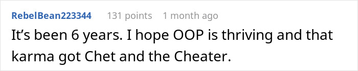 Comment on Reddit discussing karma and cheating in a story about a guy suspecting his girlfriend and roommate.