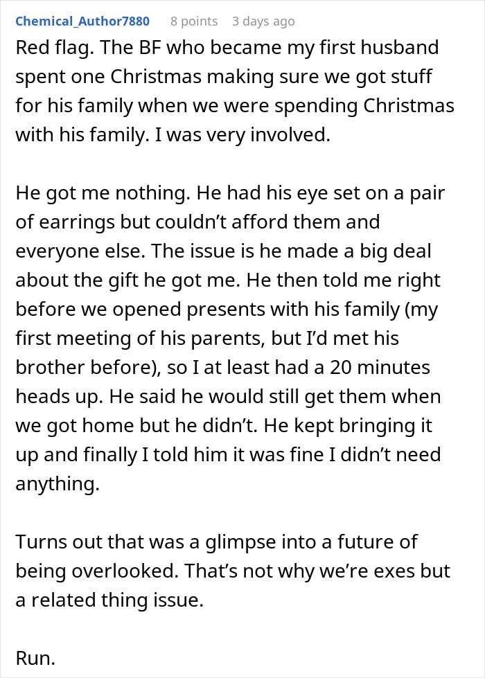 Screenshot of a Reddit comment describing a man who fails to buy Christmas presents and blames the holiday sneaking up on him. Screenshot of a Reddit comment describing a man who fails to buy Christmas presents and blames the holiday sneaking up on him.