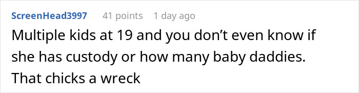 Screenshot of a man’s comment questioning if he was wrong for dumping his girlfriend because she has kids. Screenshot of a man’s comment questioning if he was wrong for dumping his girlfriend because she has kids.