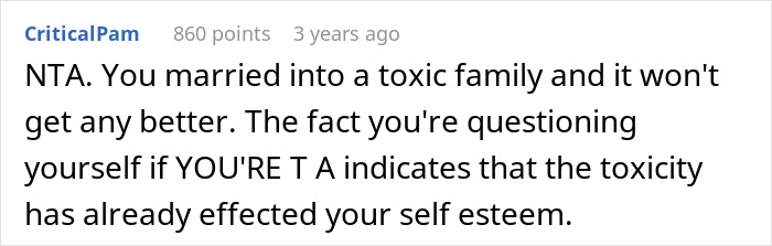 Screenshot of an online comment discussing a toxic family dynamic affecting self-esteem after a man calls his daughter-in-law fat. Screenshot of an online comment discussing a toxic family dynamic affecting self-esteem after a man calls his daughter-in-law fat.