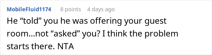 Screenshot of an online discussion about a woman who never wears a bra at home, bothering her husband.