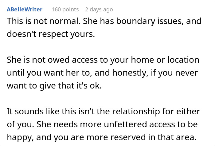 Screenshot of a social media comment discussing boundary issues after a girlfriend uses a hidden key to enter home. Screenshot of a social media comment discussing boundary issues after a girlfriend uses a hidden key to enter home.