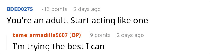 Screenshot of an online conversation where a mom blames her daughter for picking dad in the divorce. Screenshot of an online conversation where a mom blames her daughter for picking dad in the divorce.