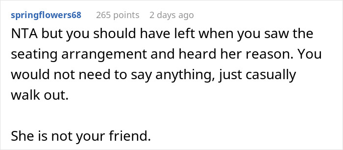 Screenshot of a Reddit comment discussing drama caused by birthday host excluding bestie’s boyfriend from the party table. Screenshot of a Reddit comment discussing drama caused by birthday host excluding bestie’s boyfriend from the party table.
