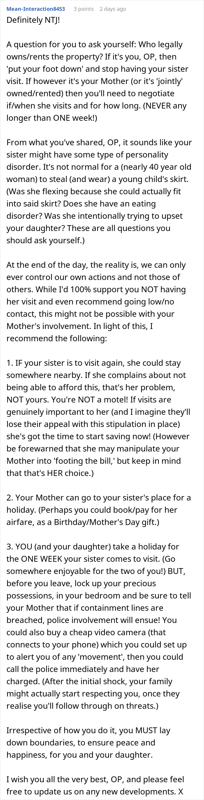 Screenshot of a detailed online forum comment discussing a woman stealing her 5-year-old niece&rsquo;s skirt and related family advice.