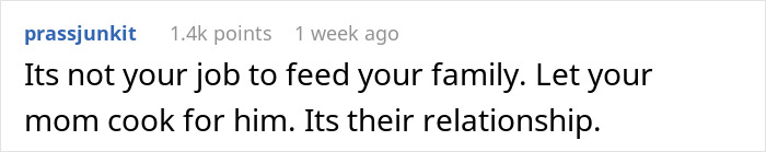 Text message discussion about mom and boyfriend food drama with advice on letting mom cook for him. Text message discussion about mom and boyfriend food drama with advice on letting mom cook for him.