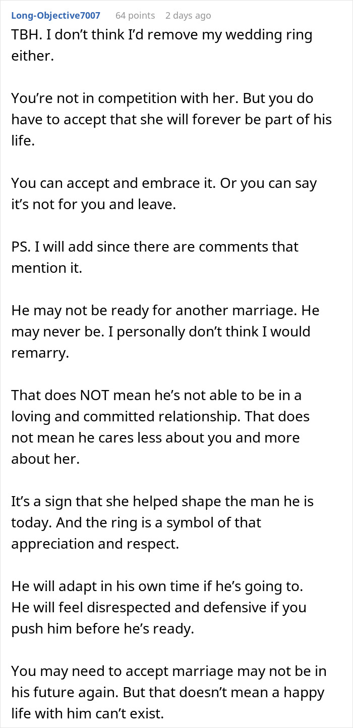 Comment discussing a widower boyfriend keeping his wedding ring as a symbol of respect and past marriage.