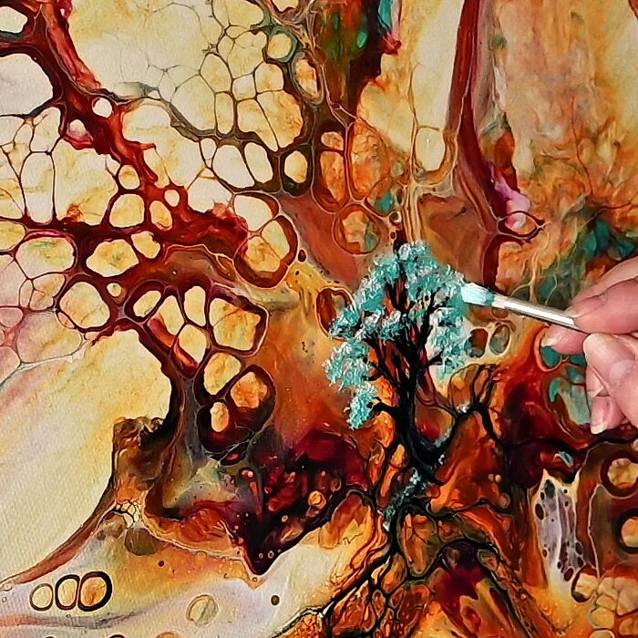 Acrylic Pouring Bloom Blowout