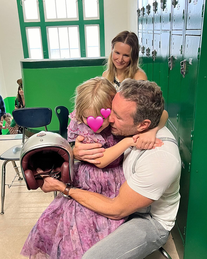 A conversa de Dax Shepard com a filha de 11 anos sobre congelar seus óvulos divide a Internet A conversa de Dax Shepard com a filha de 11 anos sobre congelar seus óvulos divide a Internet