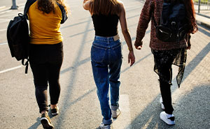 Woman Gets Silent Treatment From Diabetic Friend After A Trip That Involved A Lot Of Walking