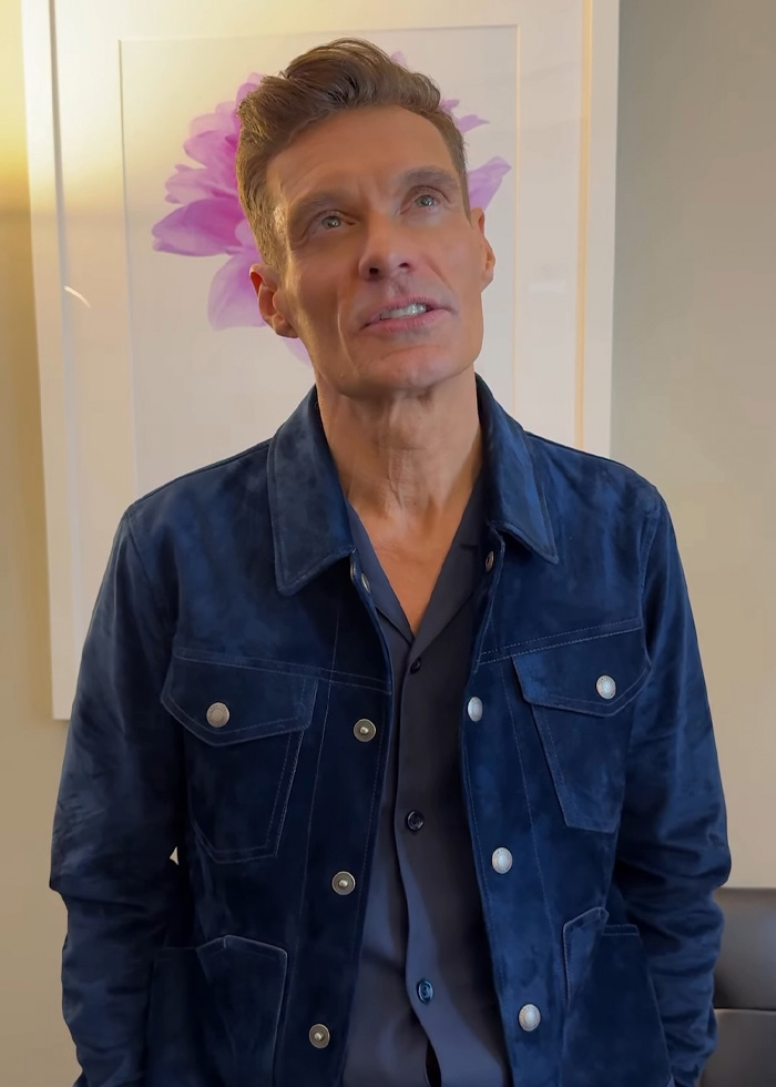 Ryan Seacrest with an extremely skinny face look, highlighting a growing Hollywood trend in celebrity appearances. Ryan Seacrest with an extremely skinny face look, highlighting a growing Hollywood trend in celebrity appearances.