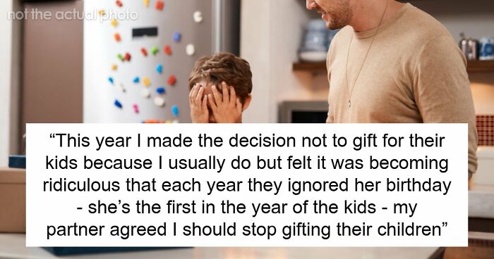 Mom Furious As Toxic Aunties Only Send Gifts To 1 Out Of 3 Kids, Pays Them Back The Same Way