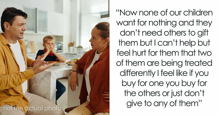 Mom Furious As Toxic Aunties Only Send Gifts To 1 Out Of 3 Kids, Pays Them Back The Same Way