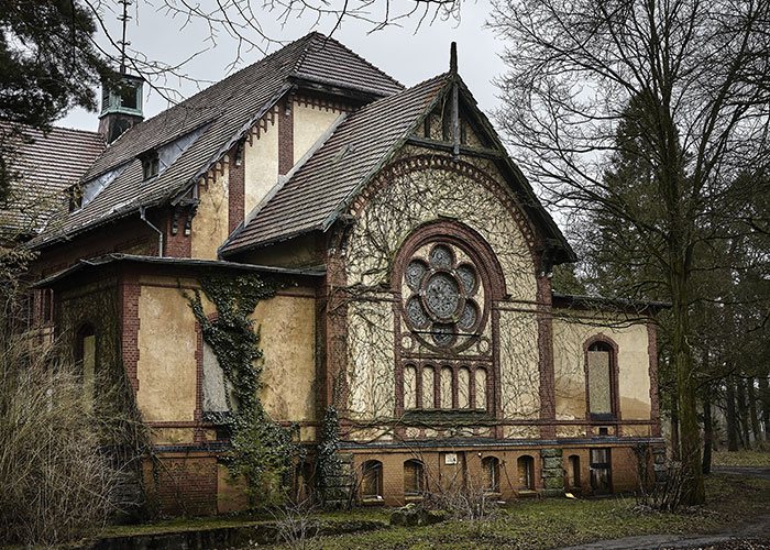 “No One Warned Me”: 84 Times People Bought A House To Realize It Was Actually The Easiest Part