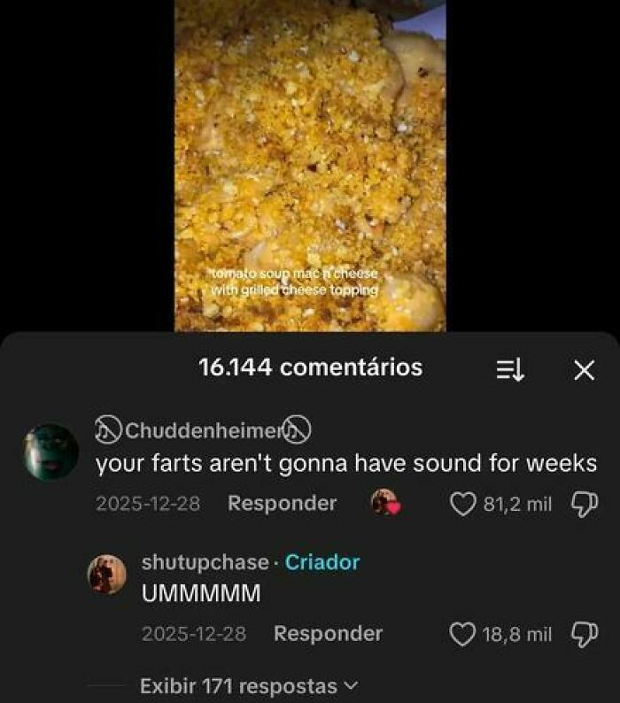 Close-up of a funny TikTok comment under a post about tomato soup mac n cheese, showcasing weird TikTok comments.