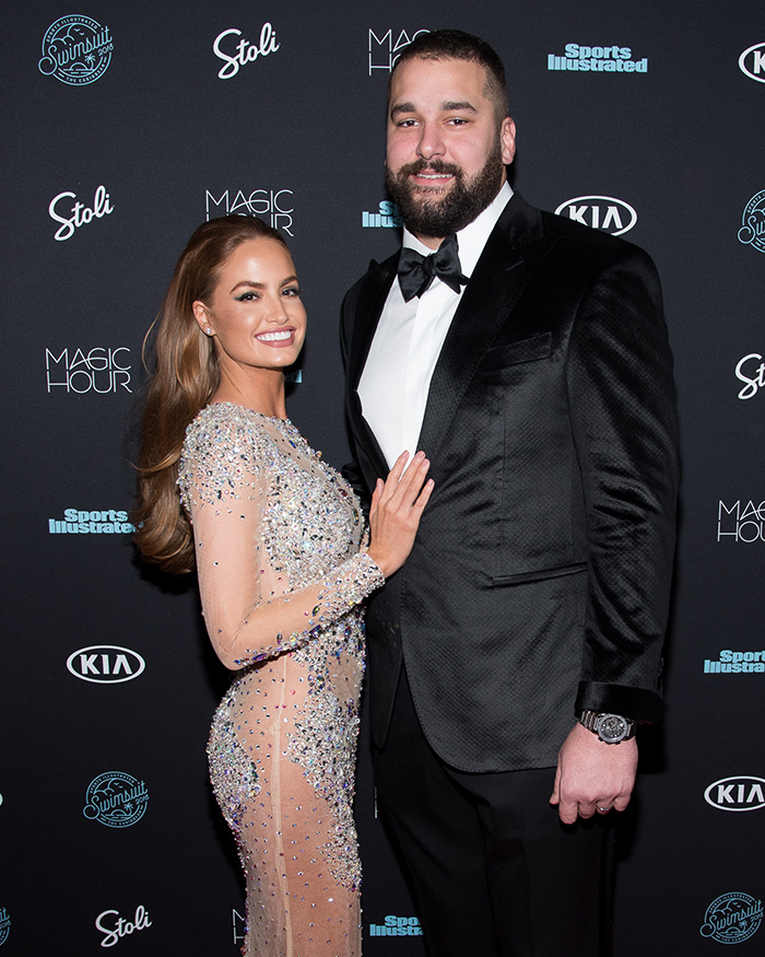 Former NFL Star's Ex-Wife Opens Up After He Sues For 'Invasive' Comments About The Size Of His Manhood Former NFL Star's Ex-Wife Opens Up After He Sues For 'Invasive' Comments About The Size Of His Manhood