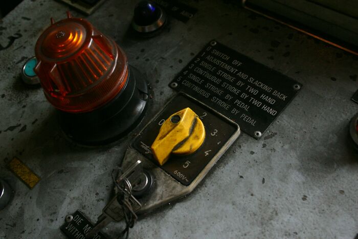 42 Times A Simple Solution Solved A Problem Everyone Overthought