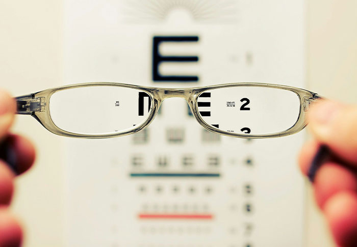 57 Things Women Did To Their Bodies As Teens Because Beauty Standards Said They Should