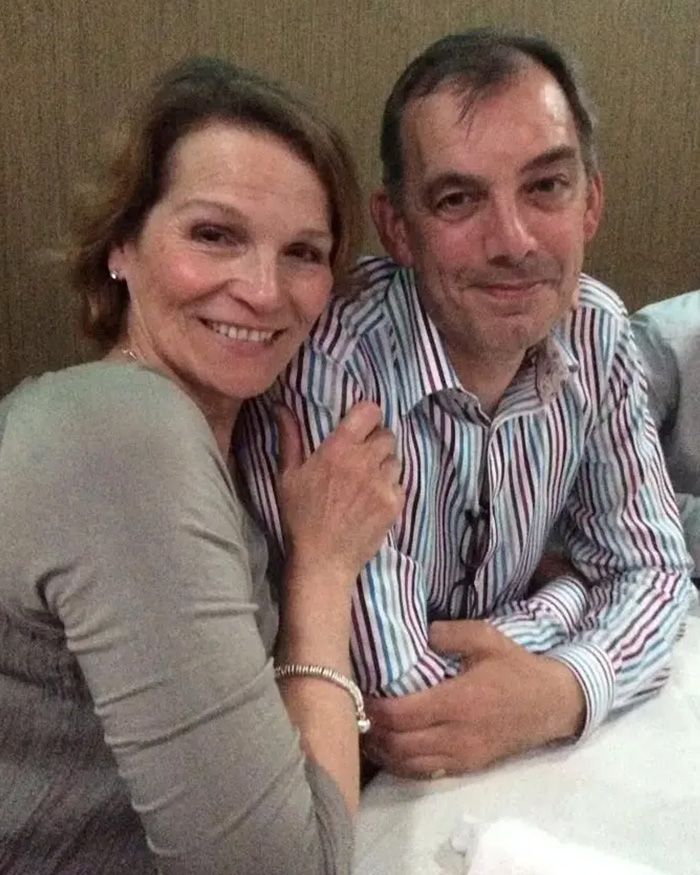 Woman, 64, Leaves Husband With Life-Threatening Injuries After He Reveals He Put Down Their Dogs Woman, 64, Leaves Husband With Life-Threatening Injuries After He Reveals He Put Down Their Dogs