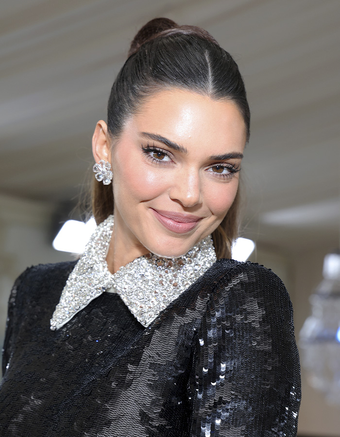 "Hand Her A Mirror": Kendall Jenner Draws Scrutiny After Denying Plastic Surgery Rumors