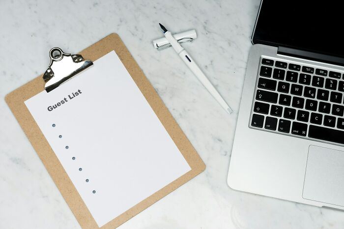 "The Marriage Lasted Two Months": 62 Times Wedding Guests Realized The Couple Was Basically Doomed