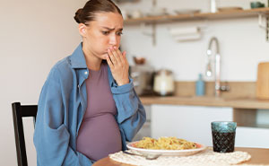 “Expired Food In Her Pantry From 1999”: Pregnant Woman Declines MIL’s Meals, It Doesn’t Go Down Well