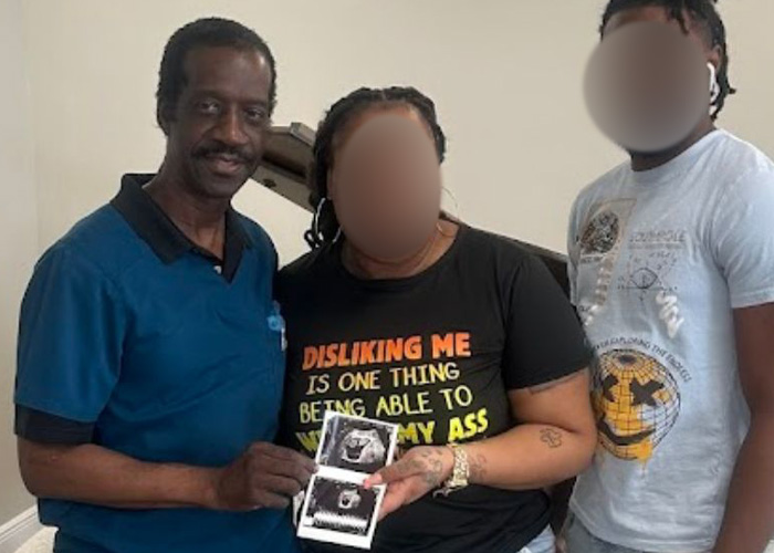 Parents sue fertility clinic after mix-up as they hold ultrasound photos with their child and another couple nearby Parents sue fertility clinic after mix-up as they hold ultrasound photos with their child and another couple nearby