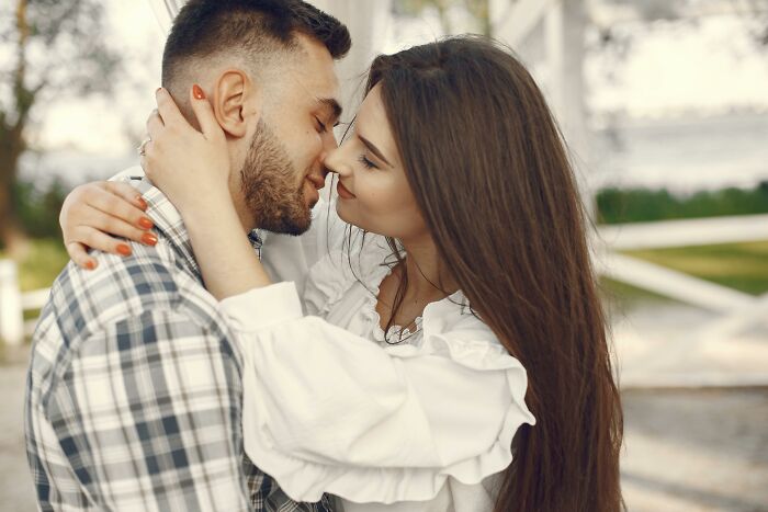 56 Cultural Differences People Noticed While Dating Someone From A Different Background