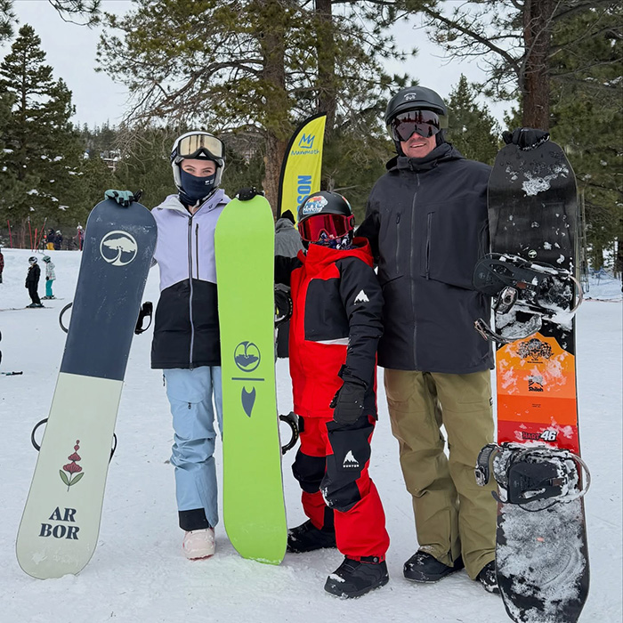 Three people holding snowboards outdoors in winter, related to Pink breaks silence after spending New Year’s Eve alone in hospital. Three people holding snowboards outdoors in winter, related to Pink breaks silence after spending New Year’s Eve alone in hospital.