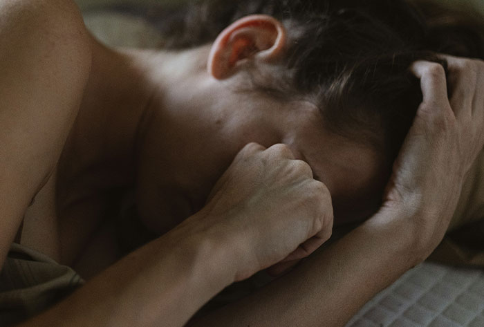 69 People Anonymously Share Secrets That Are Too Explosive People To Expose