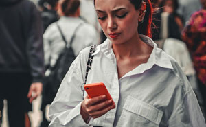 “People Who Served A Long Time In Prison, What Shocked You When You Got Out?” (39 Answers)