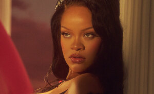 “Poorly Done”: Rihanna’s Lingerie Pics Blasted Online After Fans Spot Alleged Editing Blunders