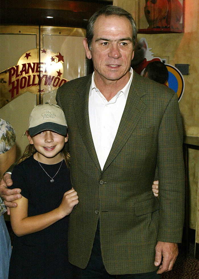 Tommy Lee Jones standing with a young girl at Planet Hollywood event, highlighting mystery surrounding Victoria's passing details Tommy Lee Jones standing with a young girl at Planet Hollywood event, highlighting mystery surrounding Victoria's passing details