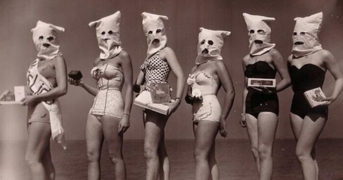 92 Cursed Photos From History