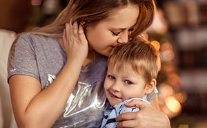 Woman Gobsmacked After Fam Refuses To Give Her “Spoiled” Kids Xmas Presents